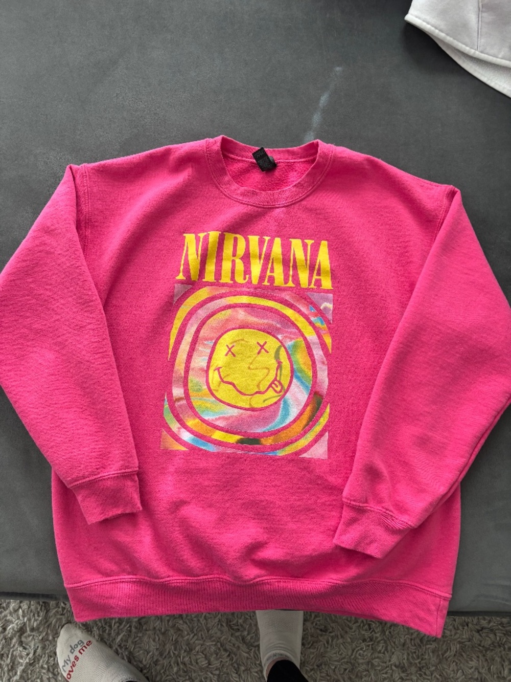 GILDAN Nirvana Graphic Band Crewneck Oversized Pink Bright Large